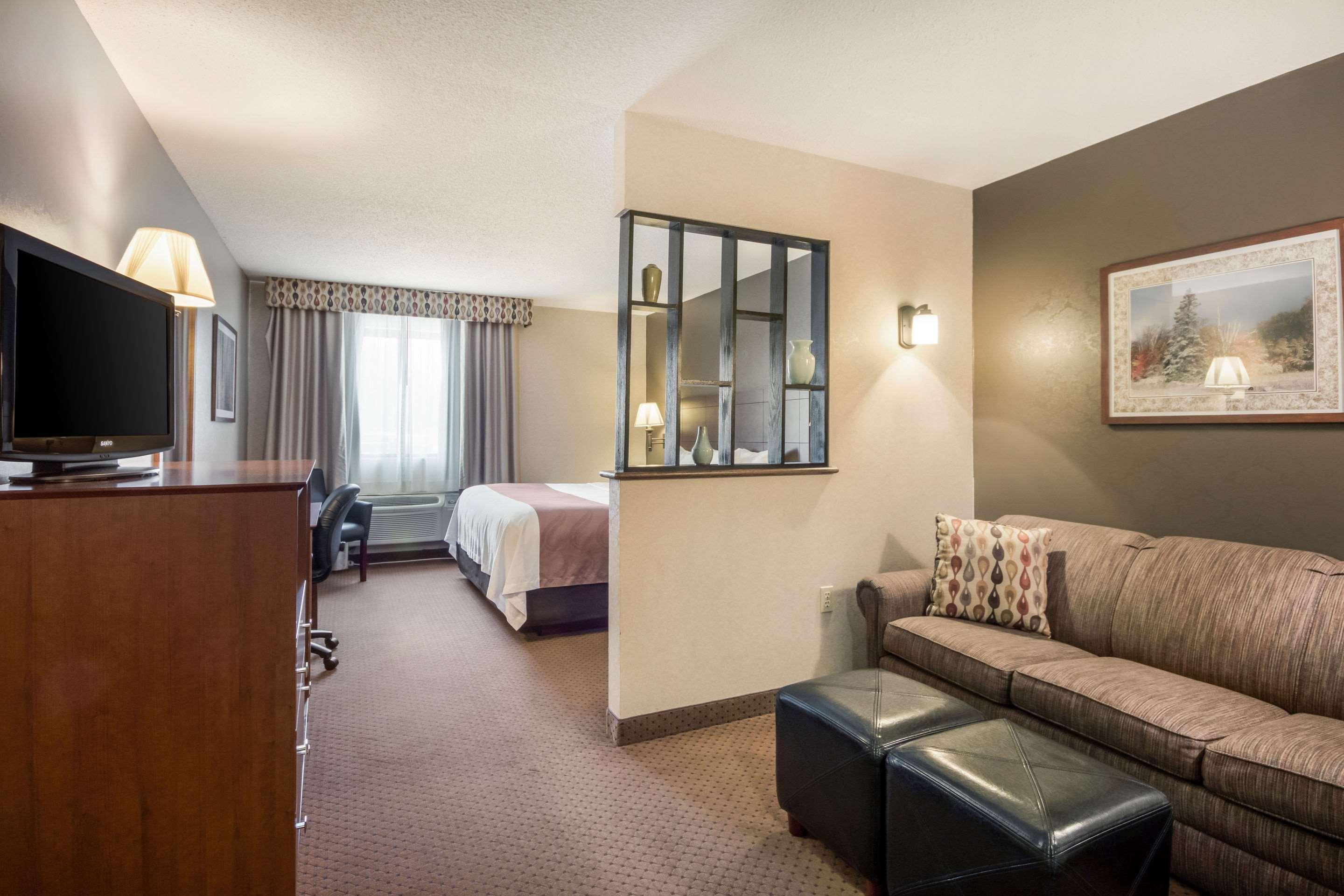 Quality Inn & Suites Newberry Экстерьер фото