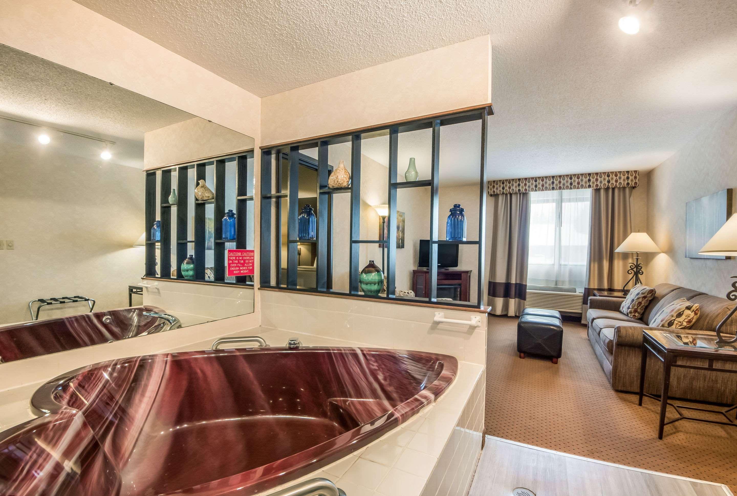 Quality Inn & Suites Newberry Экстерьер фото