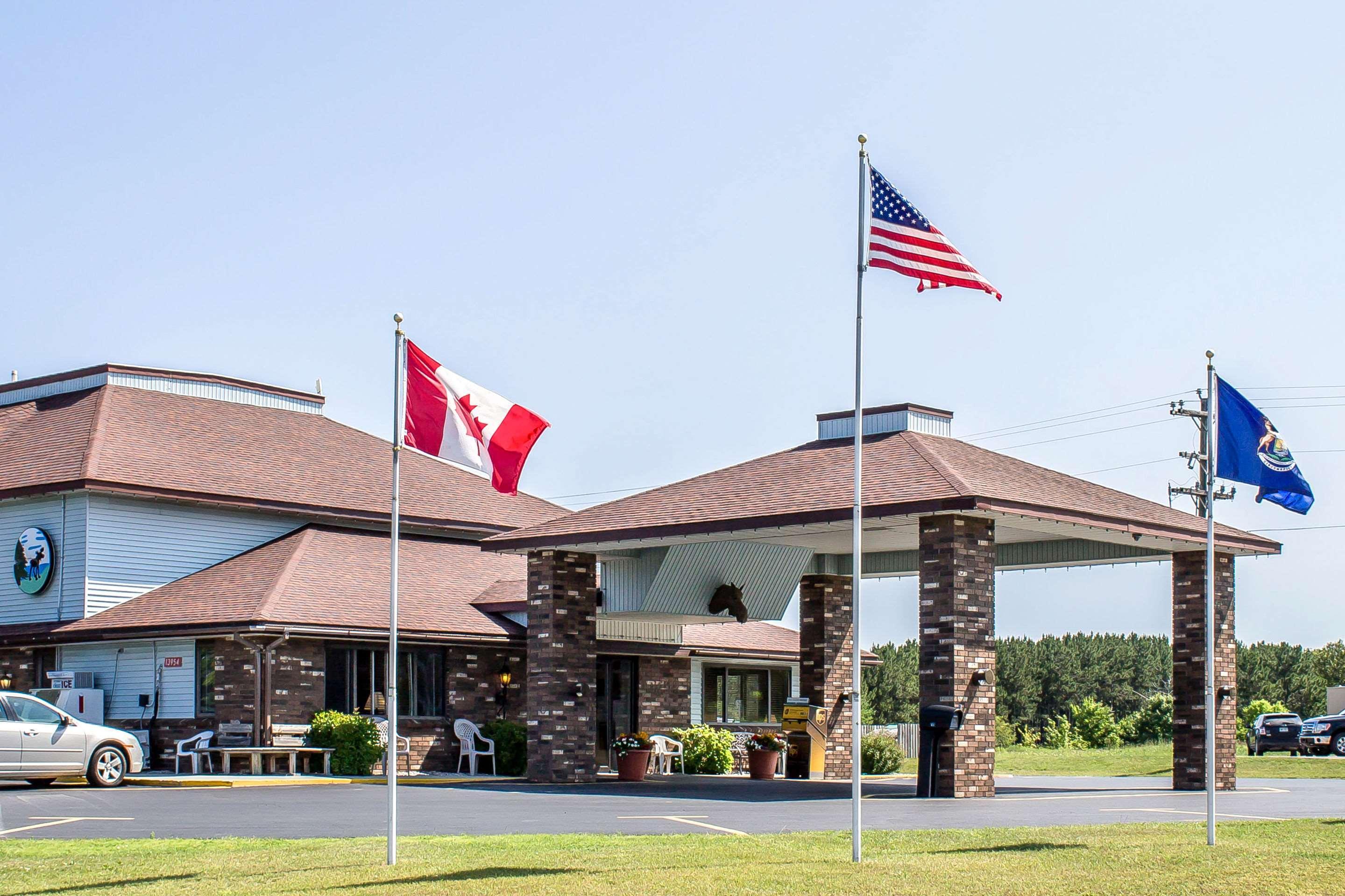 Quality Inn & Suites Newberry Экстерьер фото