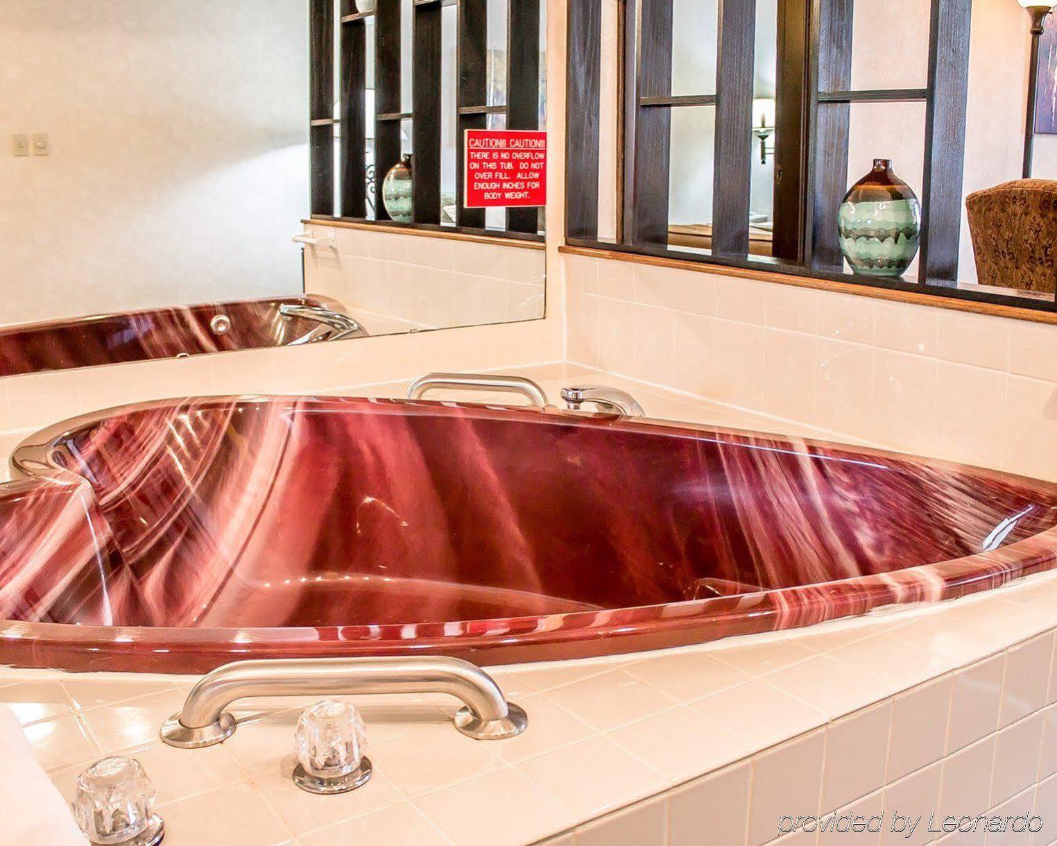 Quality Inn & Suites Newberry Экстерьер фото